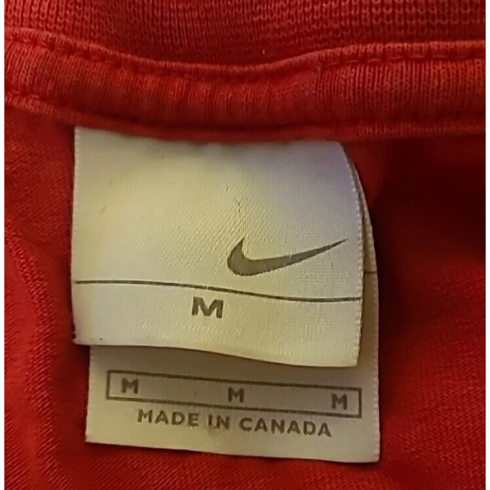 Vintage Nike Battlegrounds Basketball Toronto TShirt Size Medium Made In Canada - Picture 6 of 7